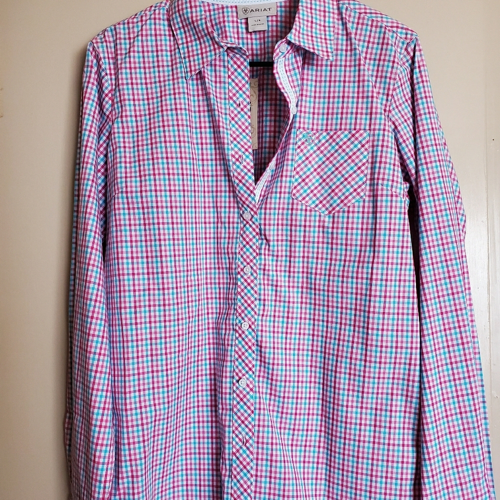 ARIAT western shirt checkered colored.